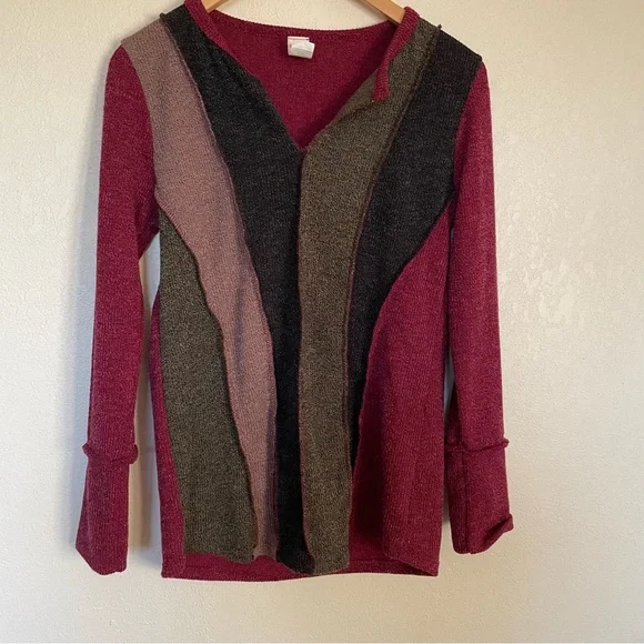 7th Ray sweater - Picture 1 of 3